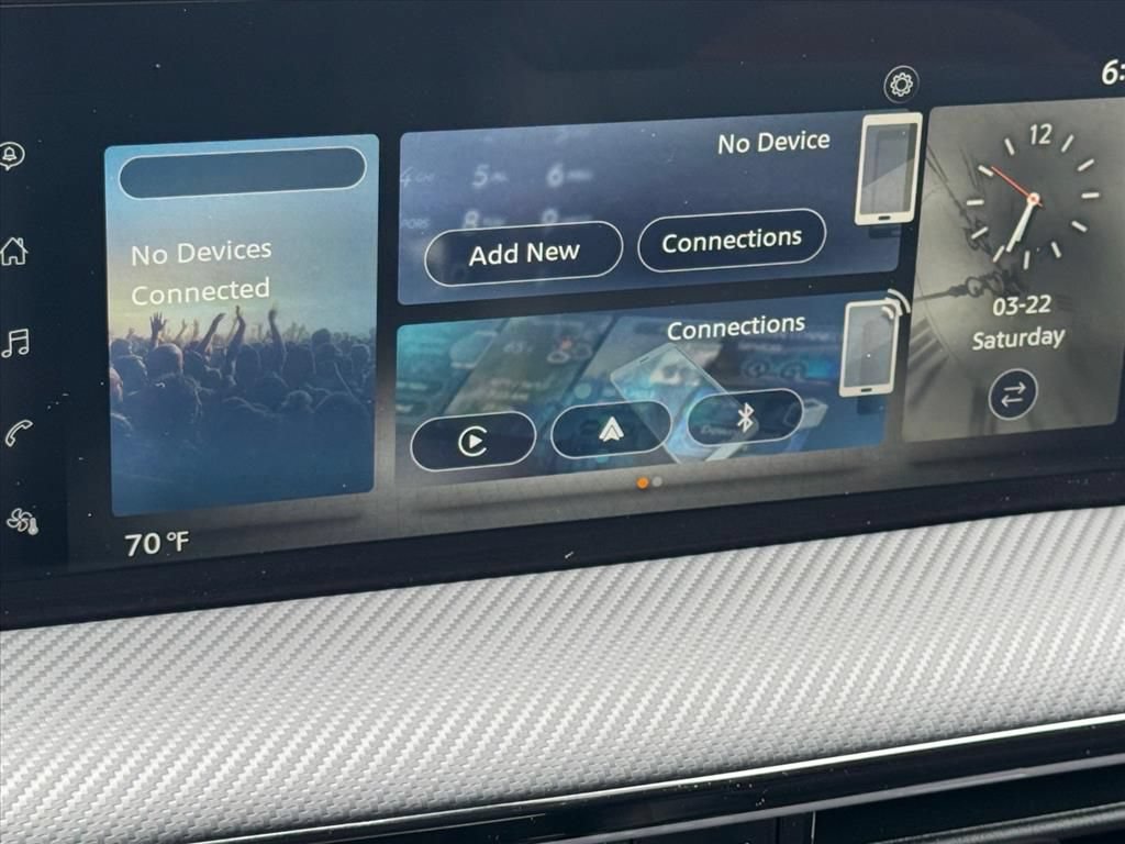 Certified 2025 Nissan Kicks SR FWD image 21