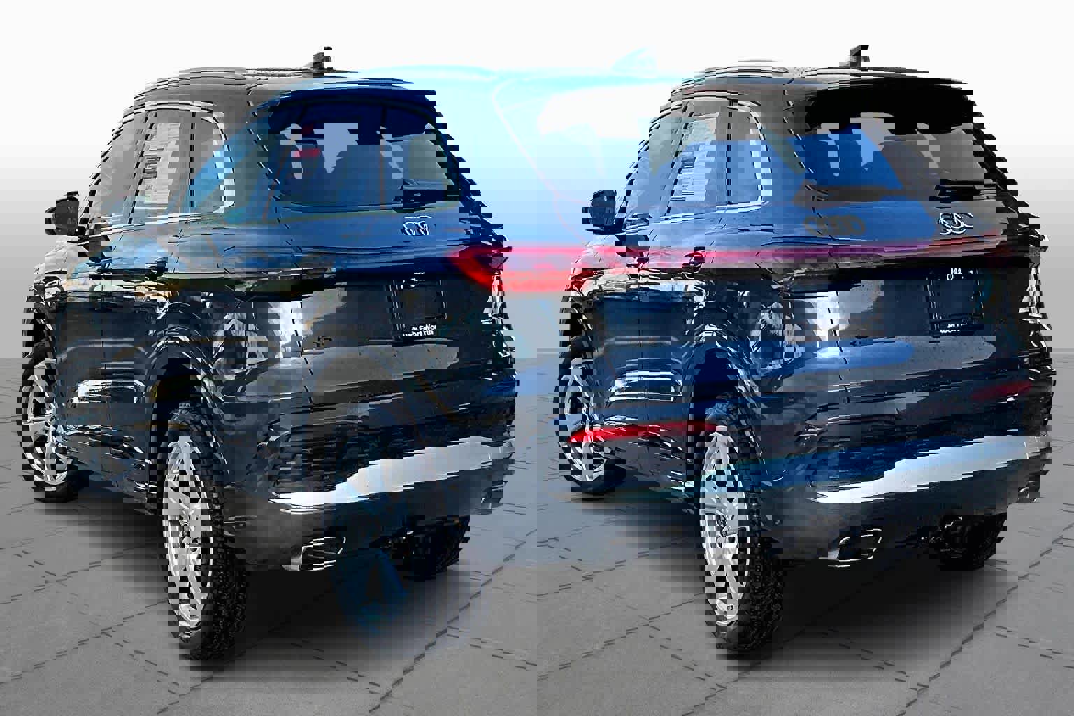 Used 2025 Audi Q5 Premium Plus w/ Premium Plus image 11