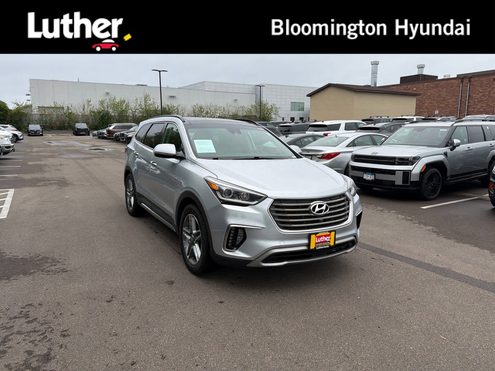 Used 2019 Hyundai Santa Fe XL AWD/4WD image 1