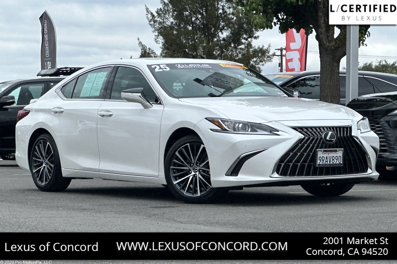 Certified 2025 Lexus ES 300h w/ Premium Package