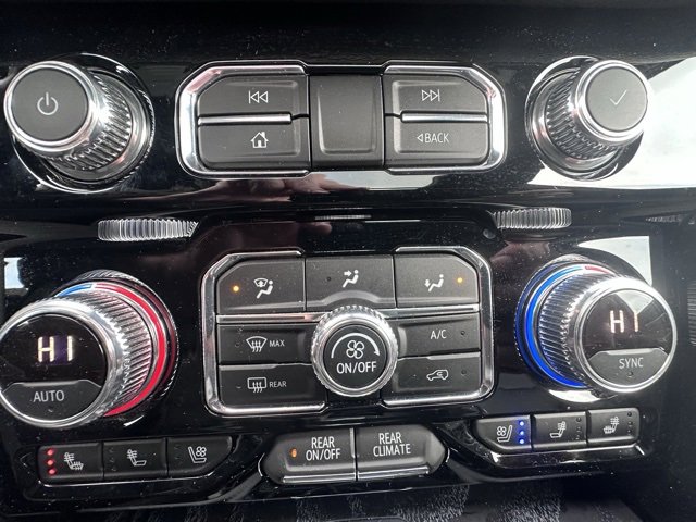 Used 2021 GMC Yukon Denali w/ Denali Ultimate Package image 26