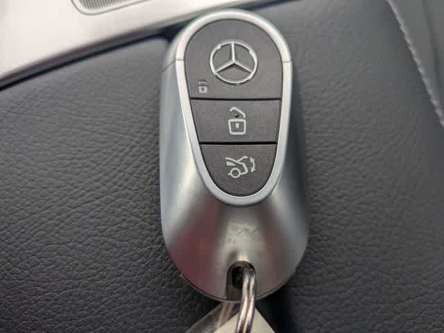 Used 2024 Mercedes-Benz CLE 300 4MATIC Coupe image 33