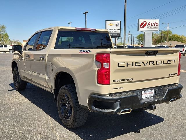 Used 2023 Chevrolet Silverado 1500 Custom Trail Boss w/ LPO, Dark Essentials Package image 3