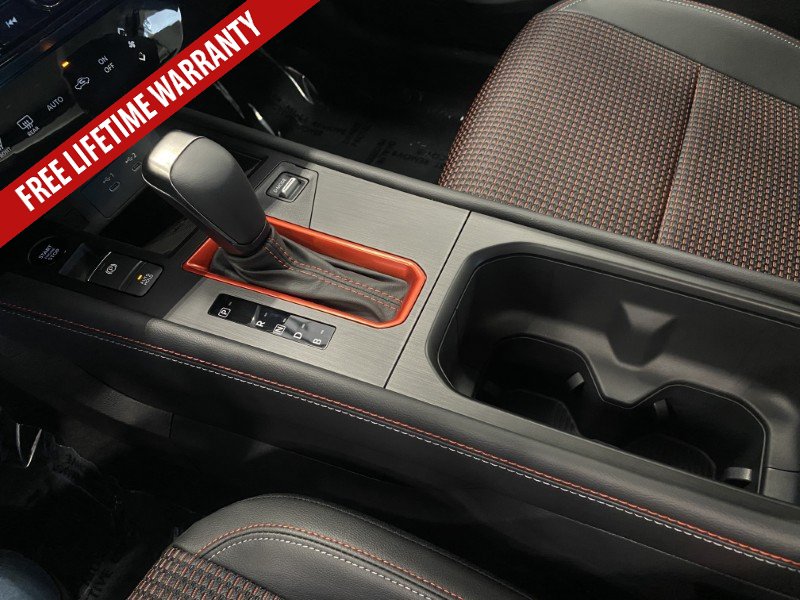 New 2026 Nissan Kicks SR w/ SR Premium Package FWD image 38