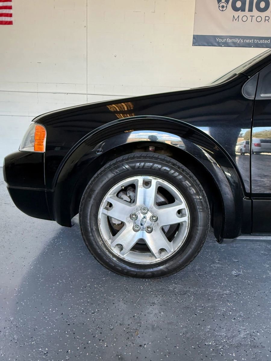 Used 2006 Ford Freestyle Limited image 6