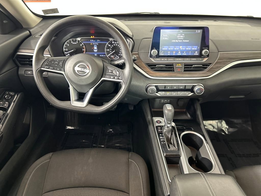 Used 2023 Nissan Altima 2.5 SV image 19