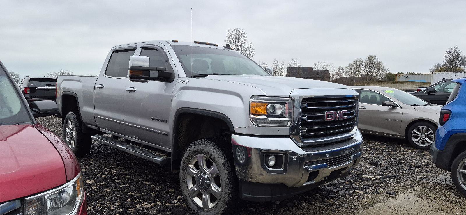 Used 2019 GMC Sierra 2500 SLT w/ Snow Plow Prep Package image 2