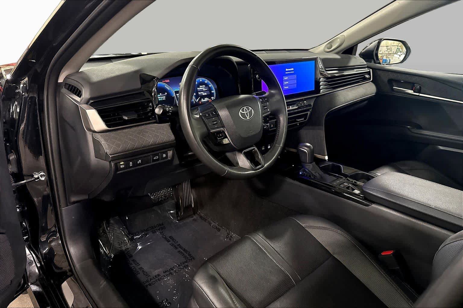 Used 2025 Toyota Camry XLE w/ Premium Package AWD/4WD image 18