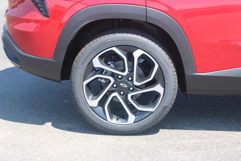 New 2026 Chevrolet Trax RS w/ Sunroof Package FWD image 13