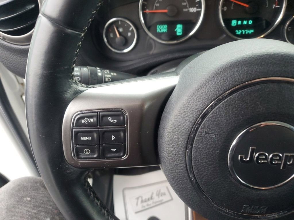 Used 2018 Jeep Wrangler Unlimited Sahara image 15