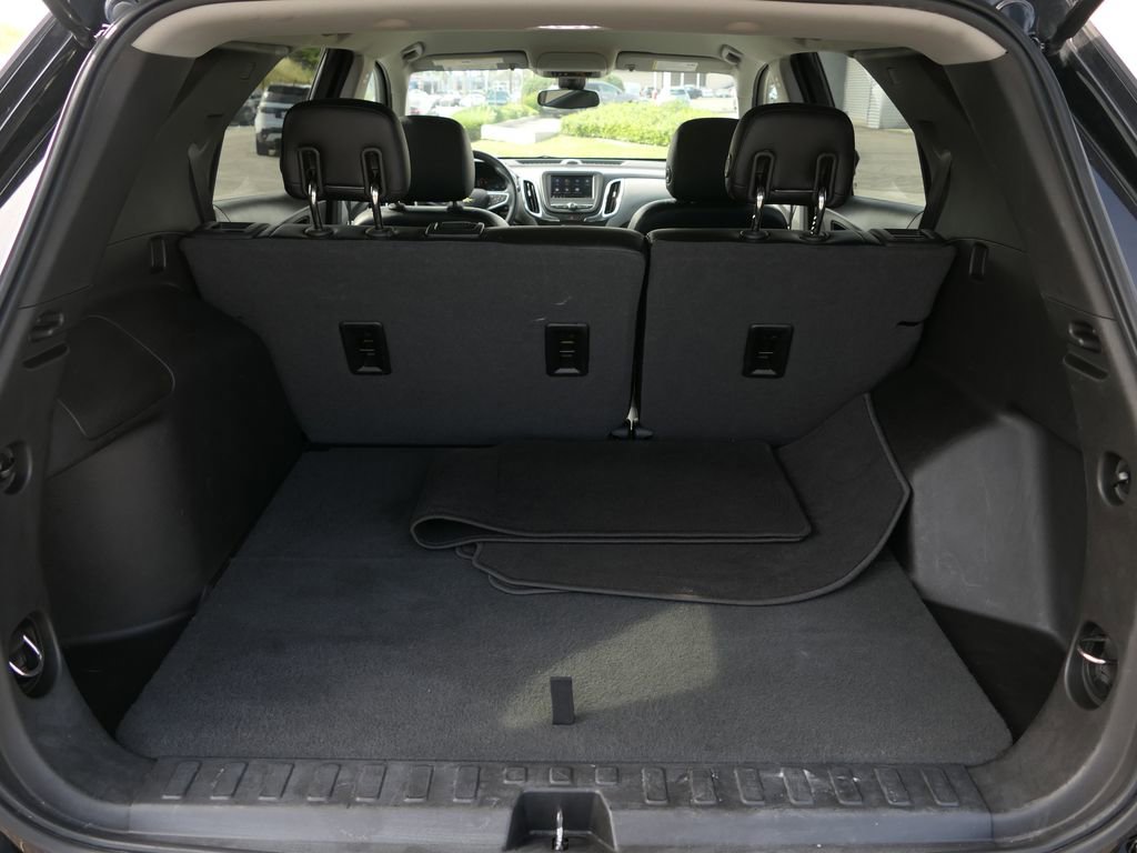 Used 2020 Chevrolet Equinox LS w/ LS Convenience Package image 23