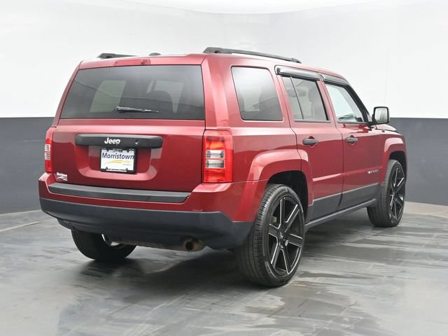Used 2016 Jeep Patriot Sport FWD image 14