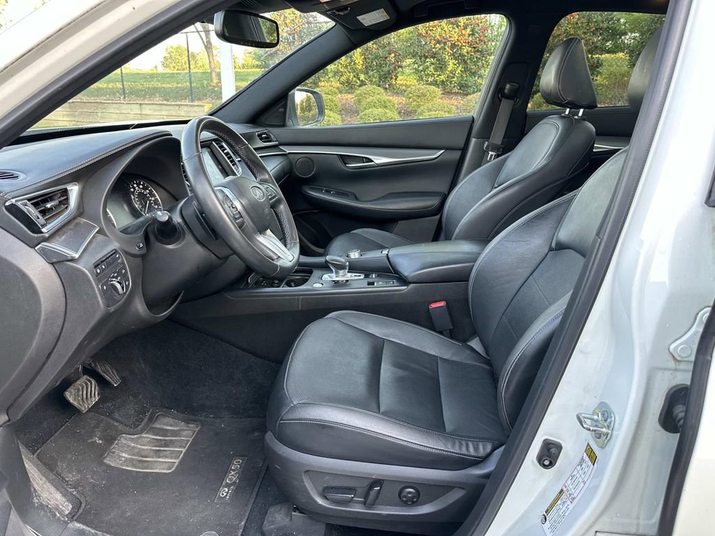 Used 2022 INFINITI QX50 Luxe w/ Appearance Package AWD/4WD image 25
