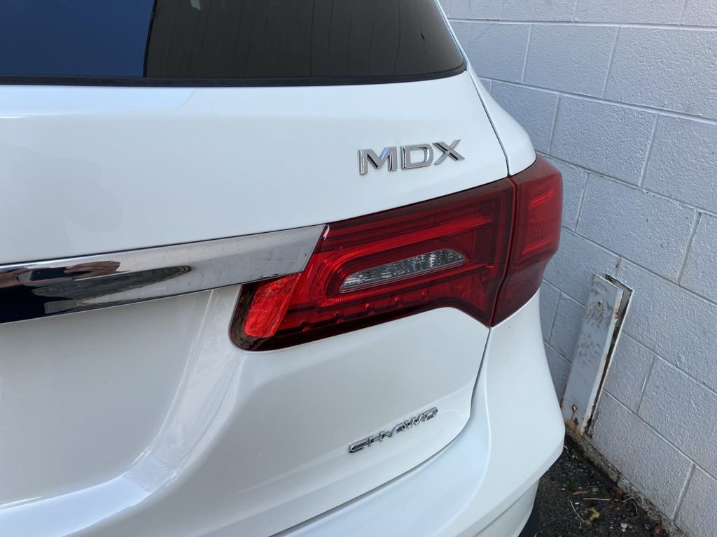 Used 2019 Acura MDX SH-AWD image 11