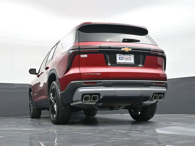 New 2026 Chevrolet Traverse LT w/ LPO, Floor Liner Package FWD image 41