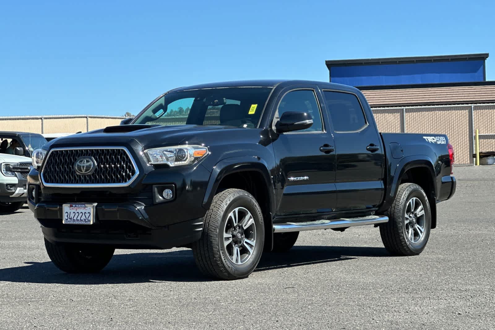 Used 2019 Toyota Tacoma TRD Sport w/ Technology Package AWD/4WD image 7