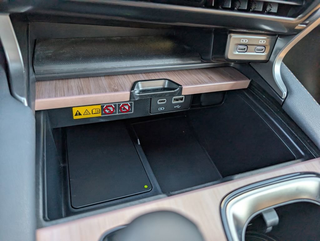 Used 2025 Lexus RX 350 Premium w/ Accessory Package (Z1) FWD image 23