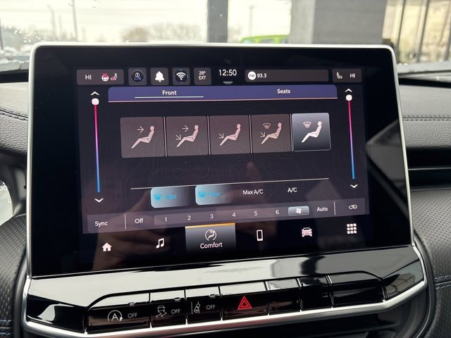 New 2026 Jeep Compass Latitude image 10