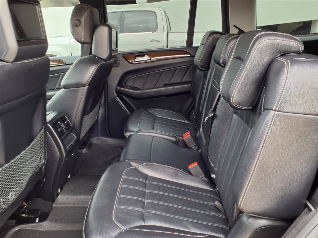 Used 2015 Mercedes-Benz GL 450 4MATIC image 19