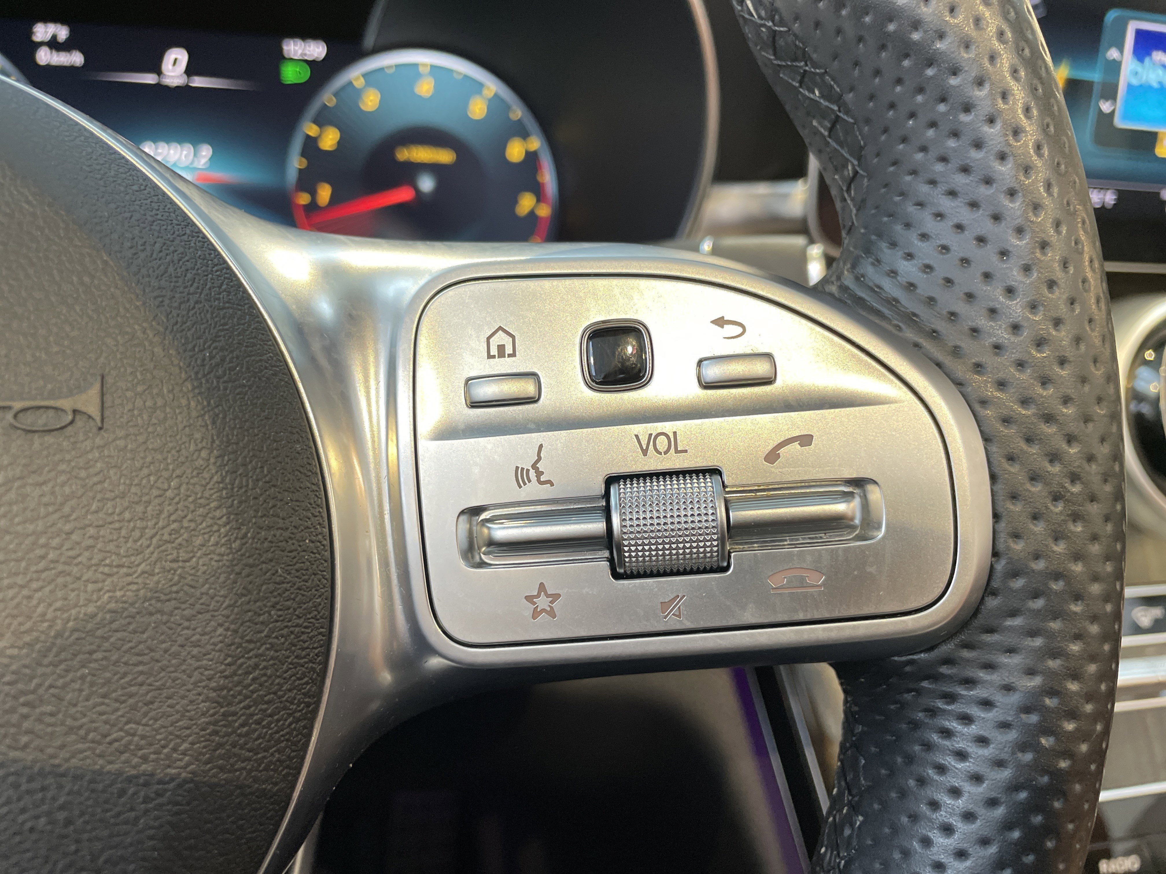 Used 2020 Mercedes-Benz C 300 4MATIC Cabriolet image 22