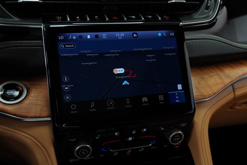 Certified 2025 Jeep Grand Cherokee Summit AWD/4WD image 34