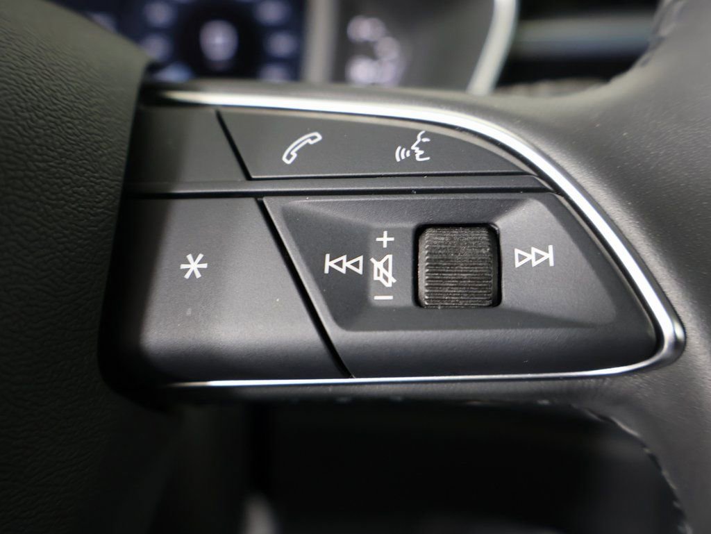 Used 2025 Audi Q3 2.0T Premium Plus w/ Premium Plus Package image 32