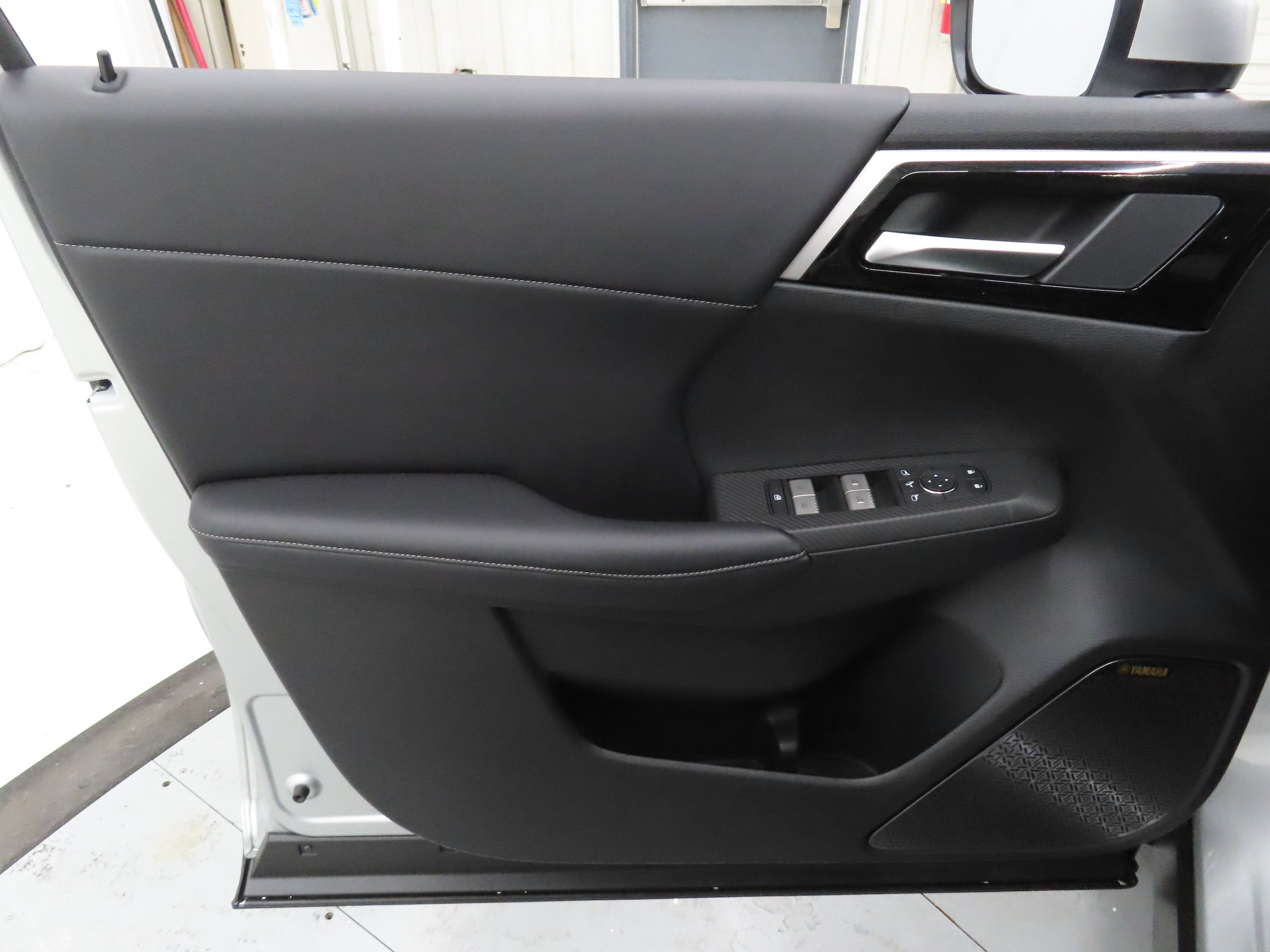 New 2026 Mitsubishi Outlander SE AWD/4WD image 7