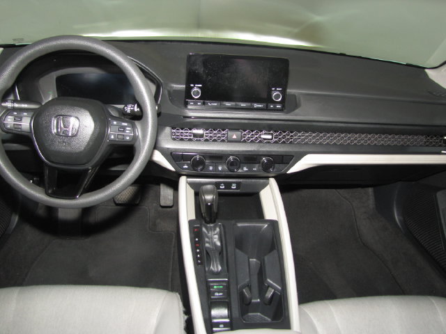 Certified 2024 Honda Accord EX image 37