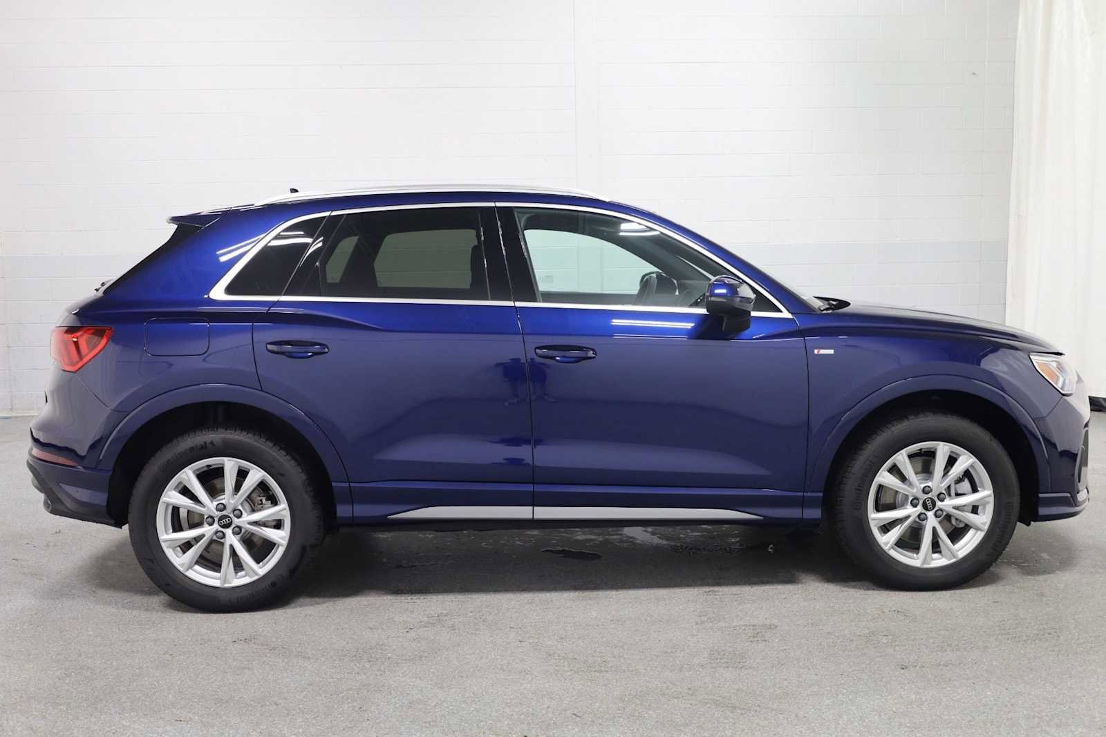 New 2025 Audi Q3 2.0T Premium image 10