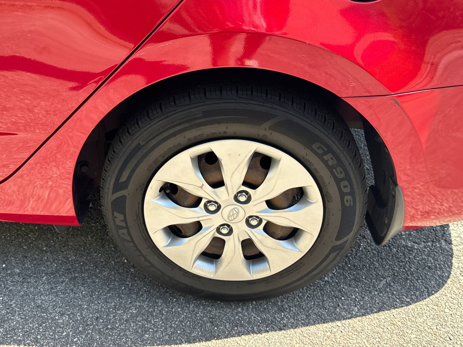 Used 2016 Hyundai Accent SE FWD image 19
