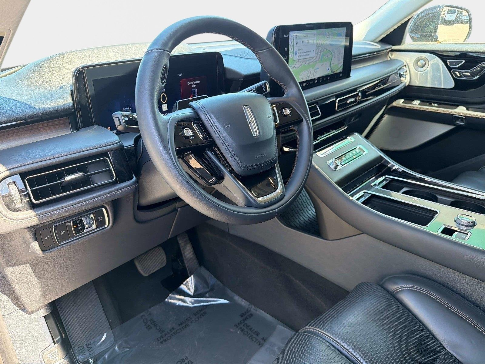 Used 2025 Lincoln Aviator Reserve w/ Equipment Group 201A AWD/4WD image 43