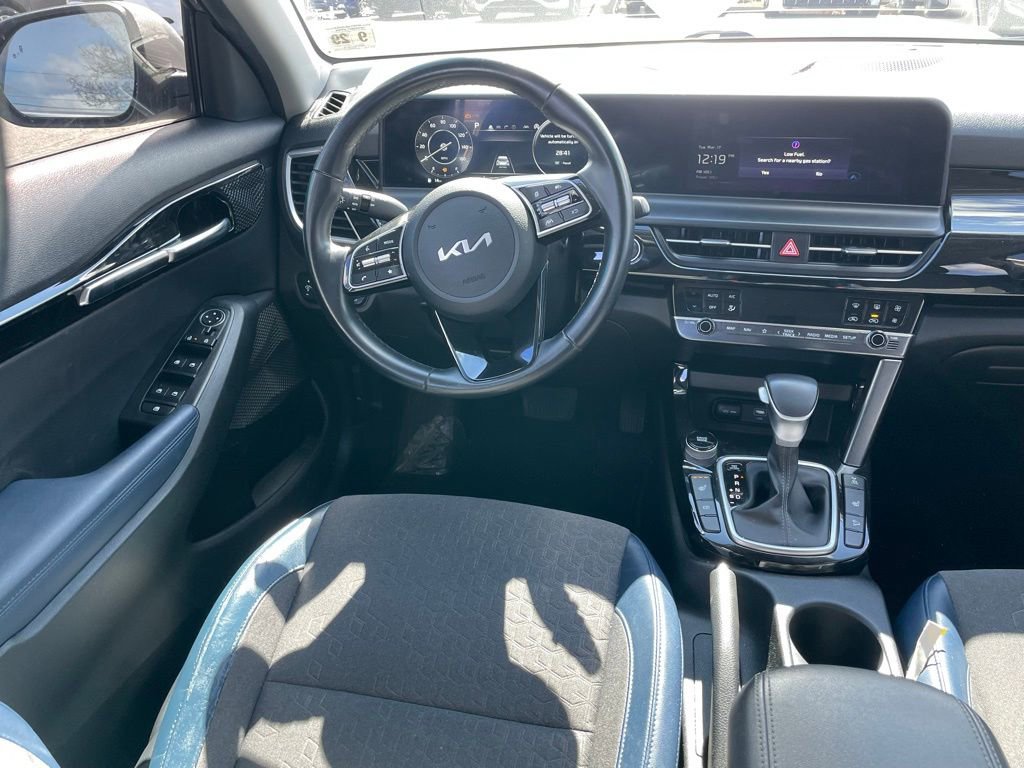 Used 2024 Kia Seltos S AWD/4WD image 8