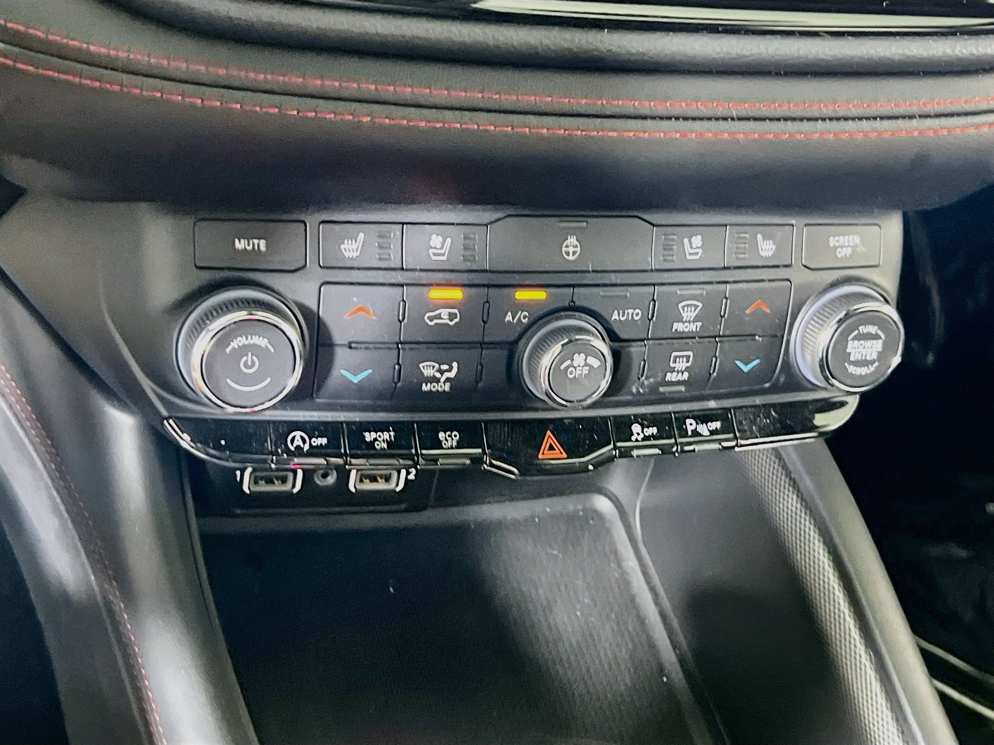 Used 2023 Dodge Durango GT AWD/4WD image 16