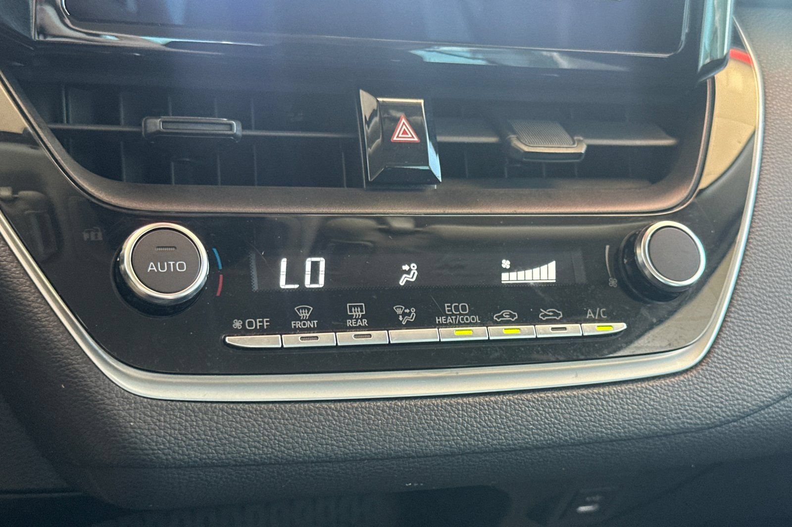 Certified 2024 Toyota Corolla LE FWD image 22
