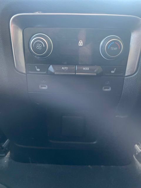 Used 2021 Chevrolet Suburban Premier w/ Texas Edition RWD image 21