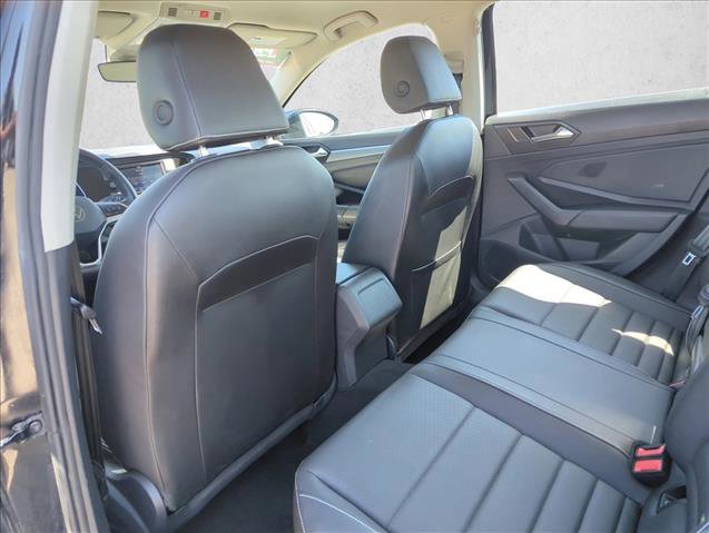 Used 2024 Volkswagen Jetta SE image 16