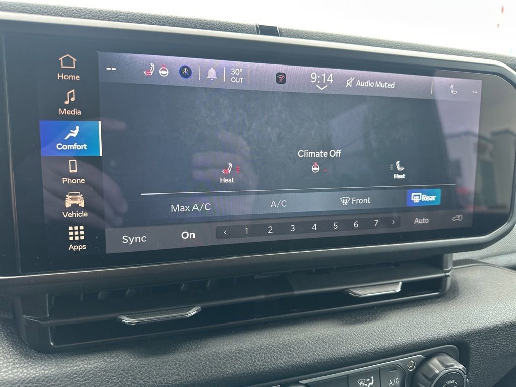 Used 2025 Jeep Wrangler Sport S image 25