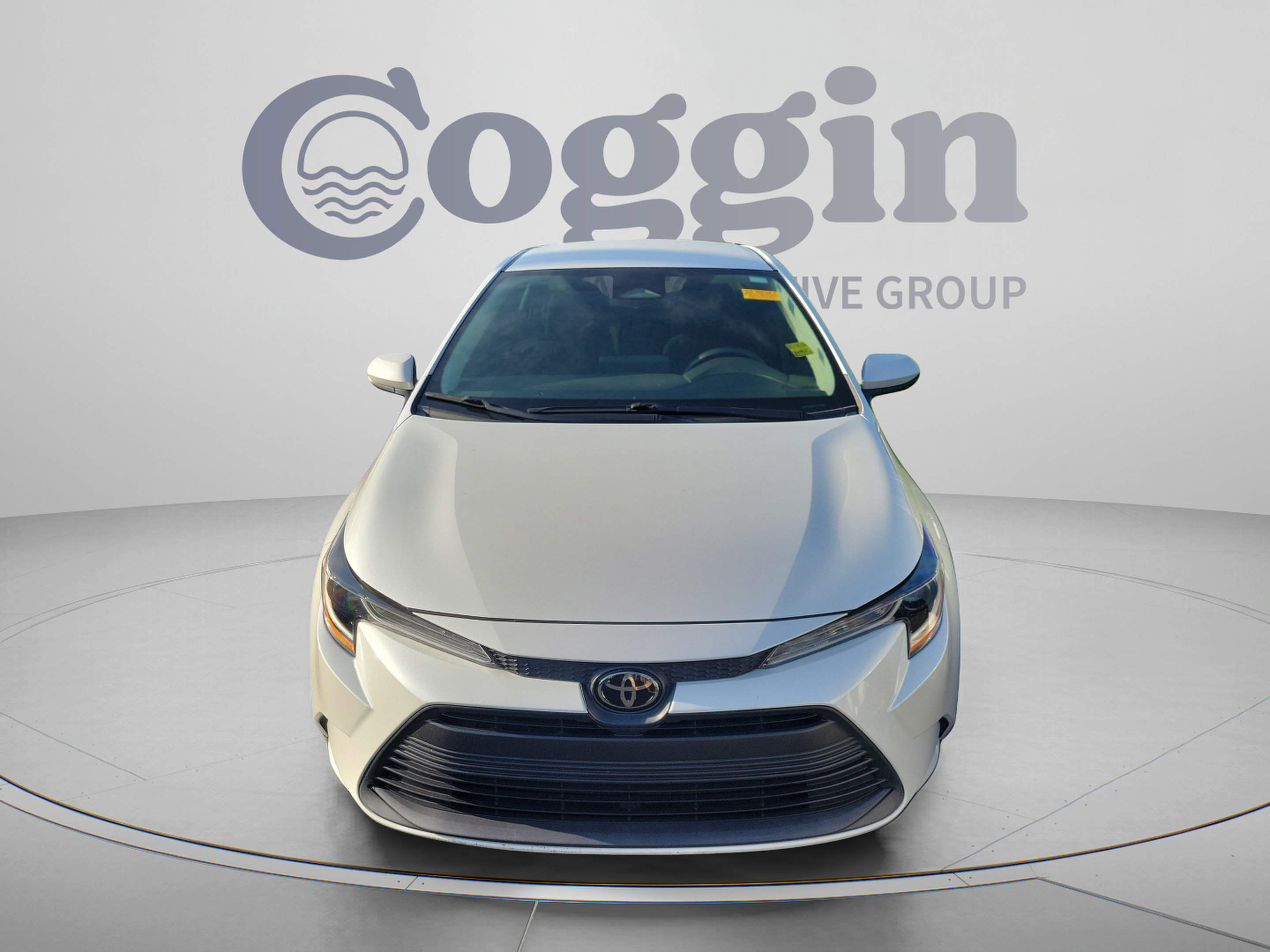 Used 2024 Toyota Corolla LE FWD image 10