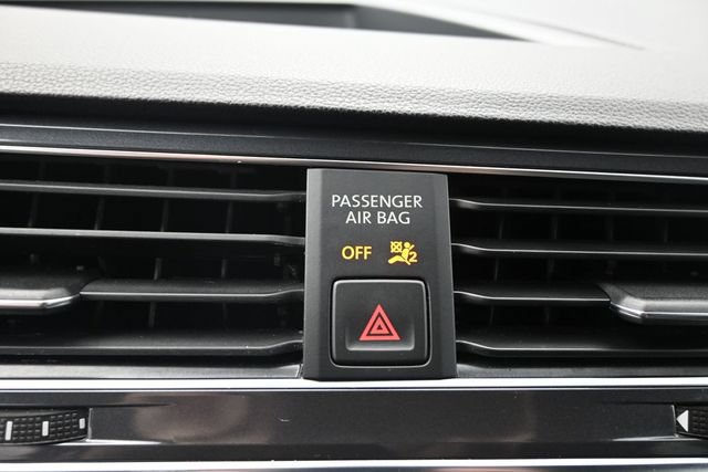 Used 2023 Volkswagen Tiguan SE R-Line AWD/4WD image 25
