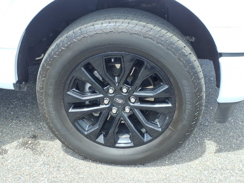 Used 2024 Ford F150 Lariat AWD/4WD image 9