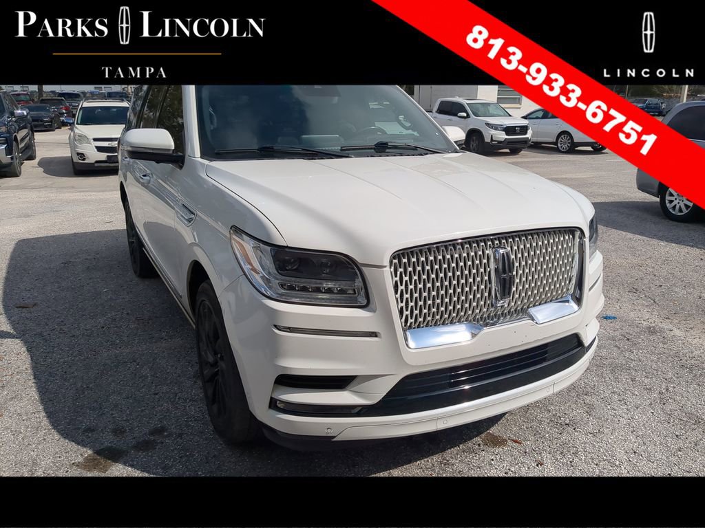 Used 2021 Lincoln Navigator Reserve image 2