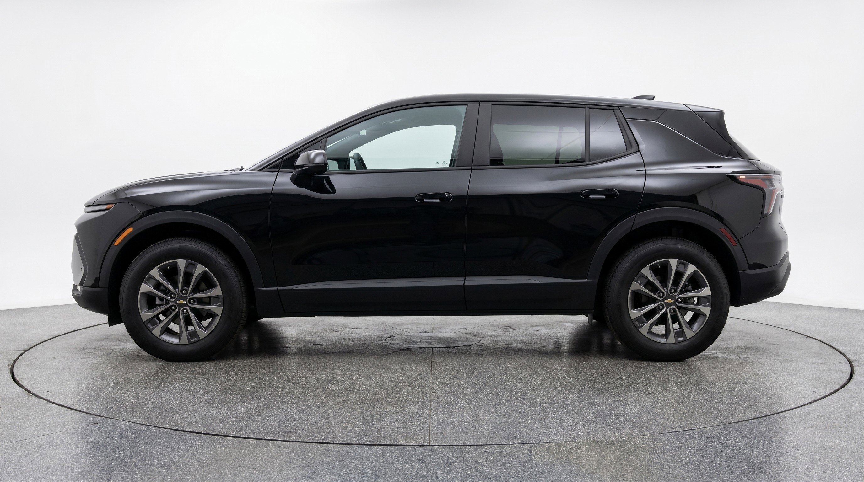 Used 2025 Chevrolet Equinox LT FWD image 5