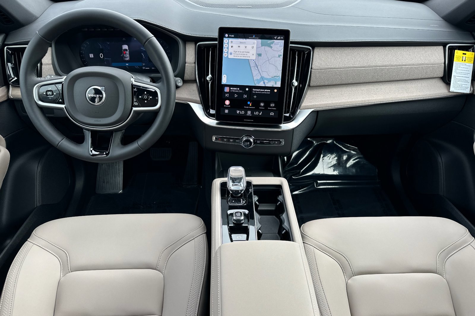 New 2026 Volvo XC90 B6 Plus image 11