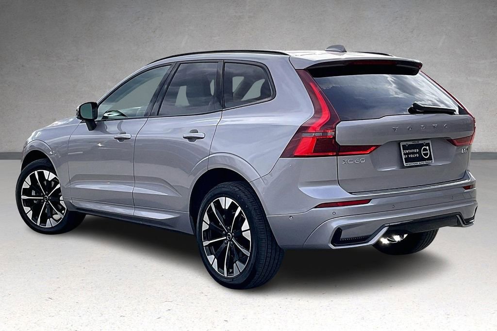 Used 2026 Volvo XC60 B5 Plus w/ Protection Package Premier image 4