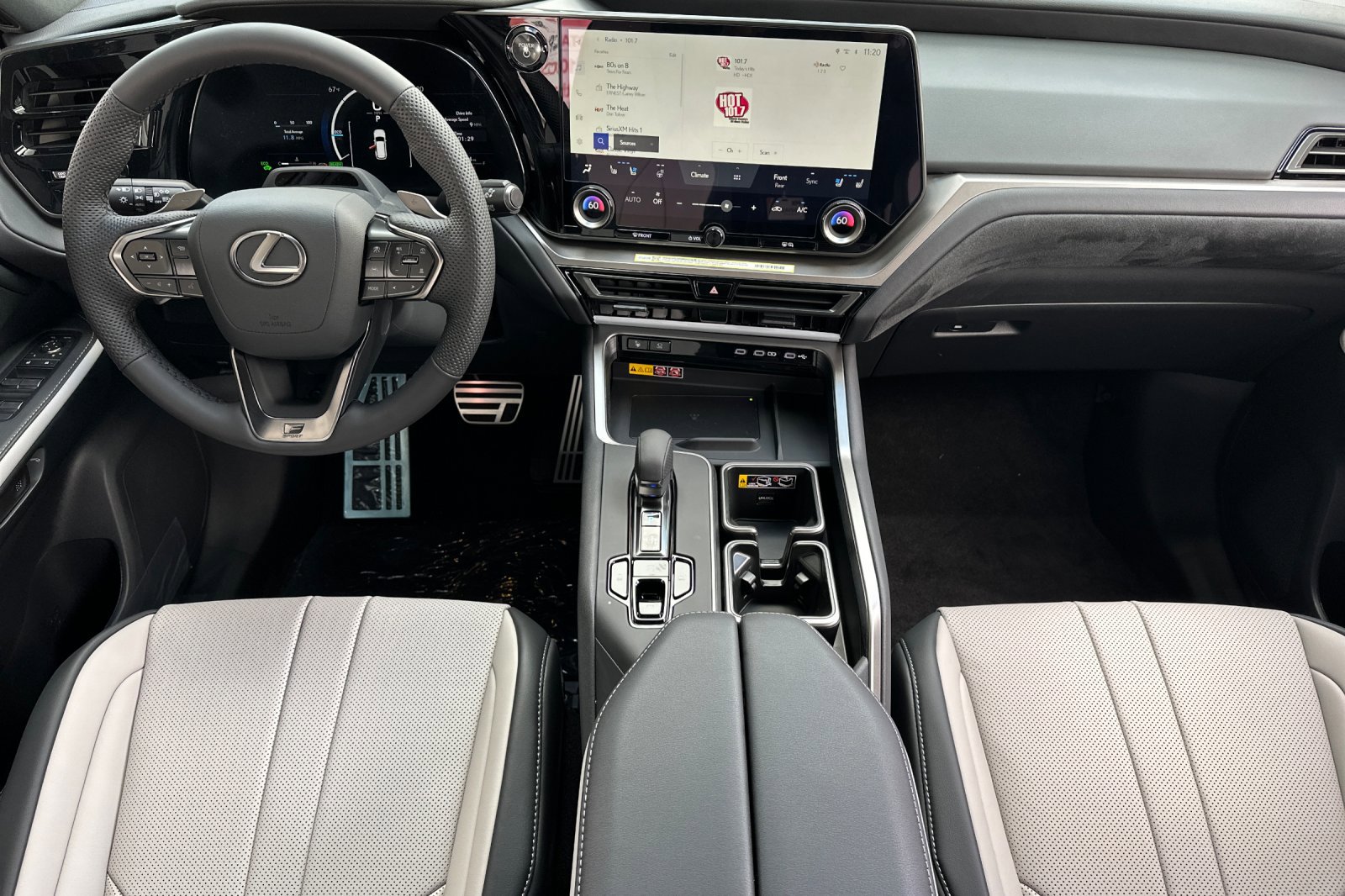 New 2026 Lexus TX 500h AWD image 13