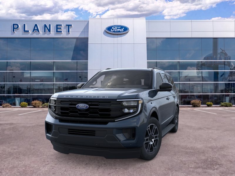 New 2026 Ford Expedition Active RWD image 2