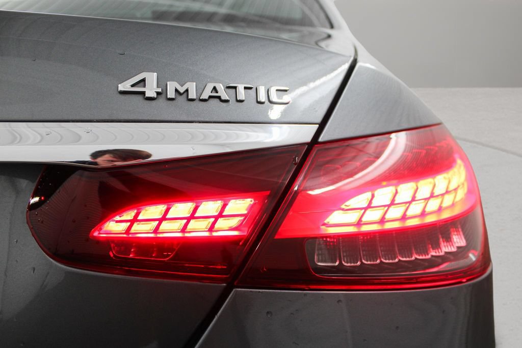 Used 2023 Mercedes-Benz E 350 4MATIC Sedan image 32