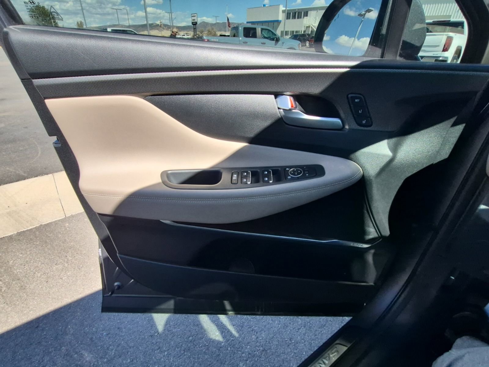 Used 2019 Hyundai Santa Fe AWD image 30