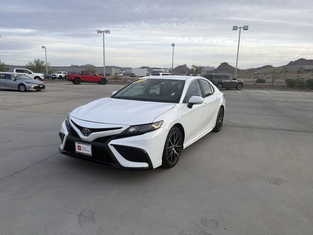 Certified 2024 Toyota Camry SE w/ Cold Weather Package FWD image 1