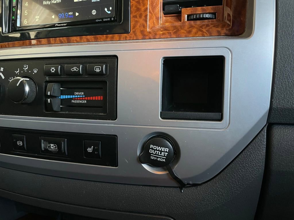 Used 2007 Dodge Ram 3500 Truck Laramie image 45